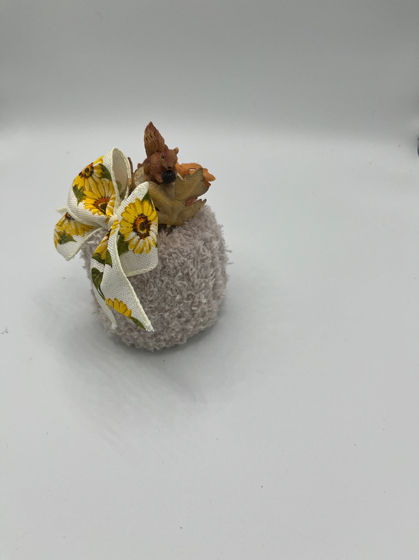Ivory yarn pumpkin