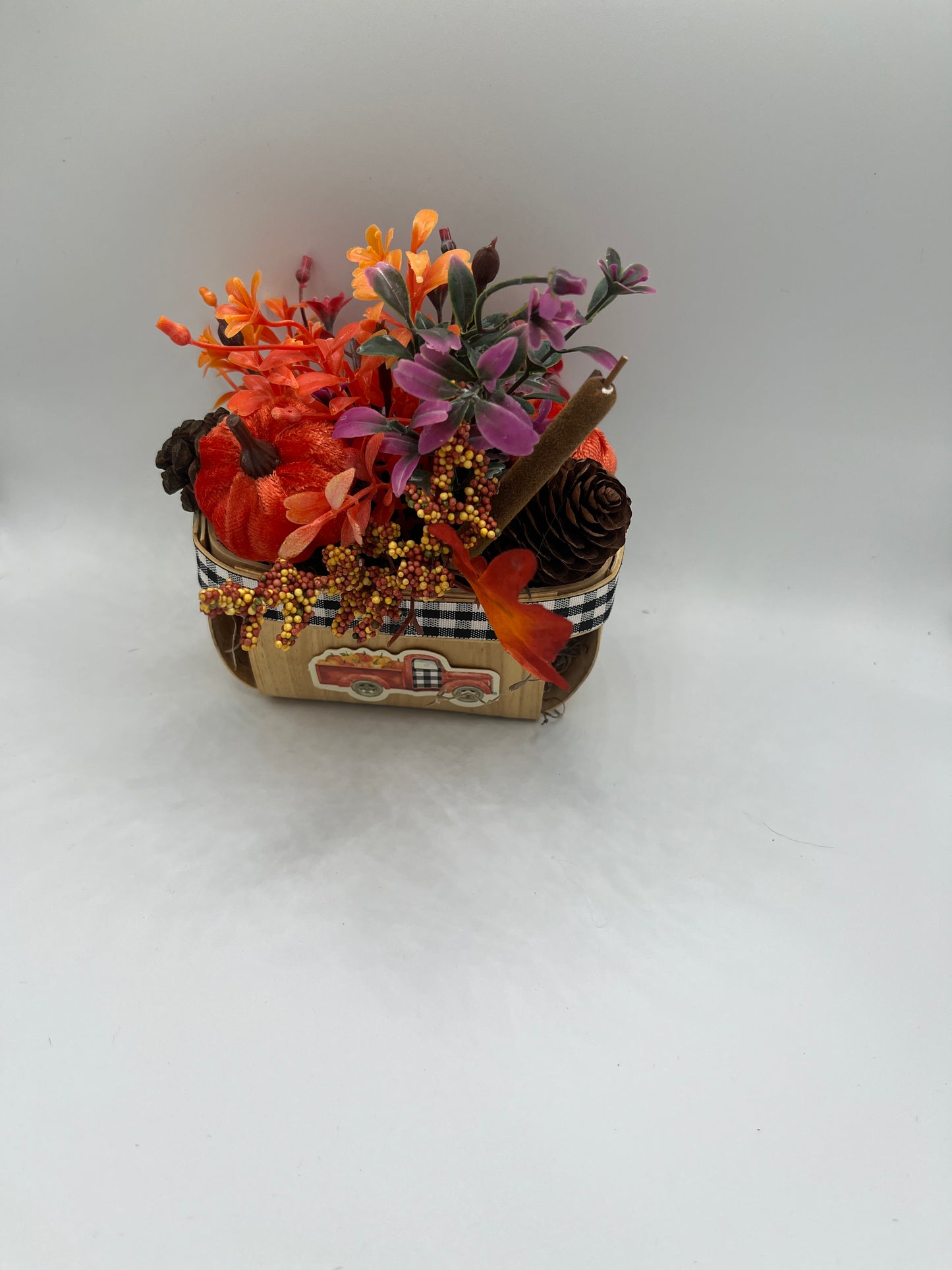 Small floral basket with truck