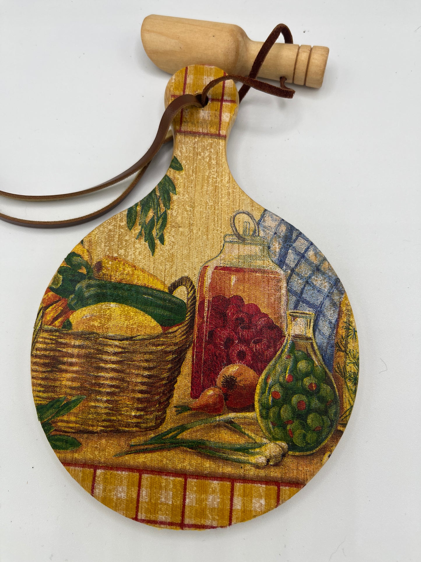 Vegetables and Olives Round cutting Board