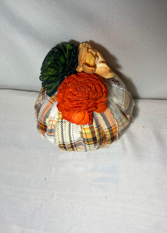 Mini Scrap Fabric Pumpkin