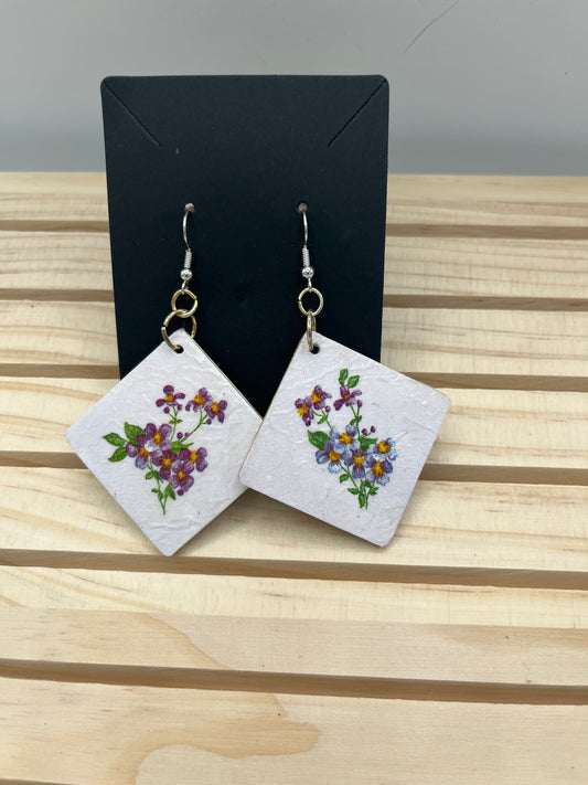 Lilac floral diagonal earrings