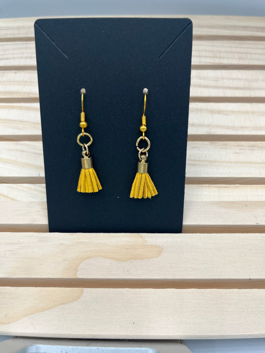 Mini Gold Tassel earrings