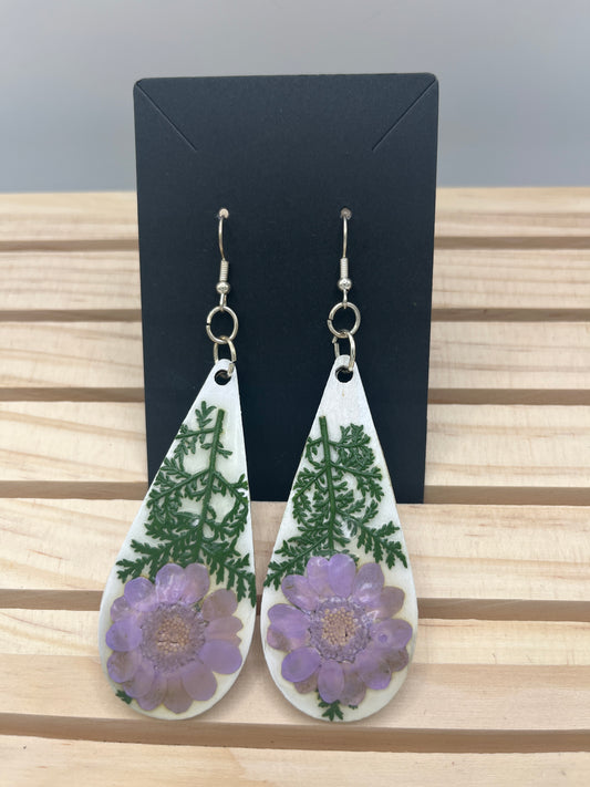 Purple dried flower earrings