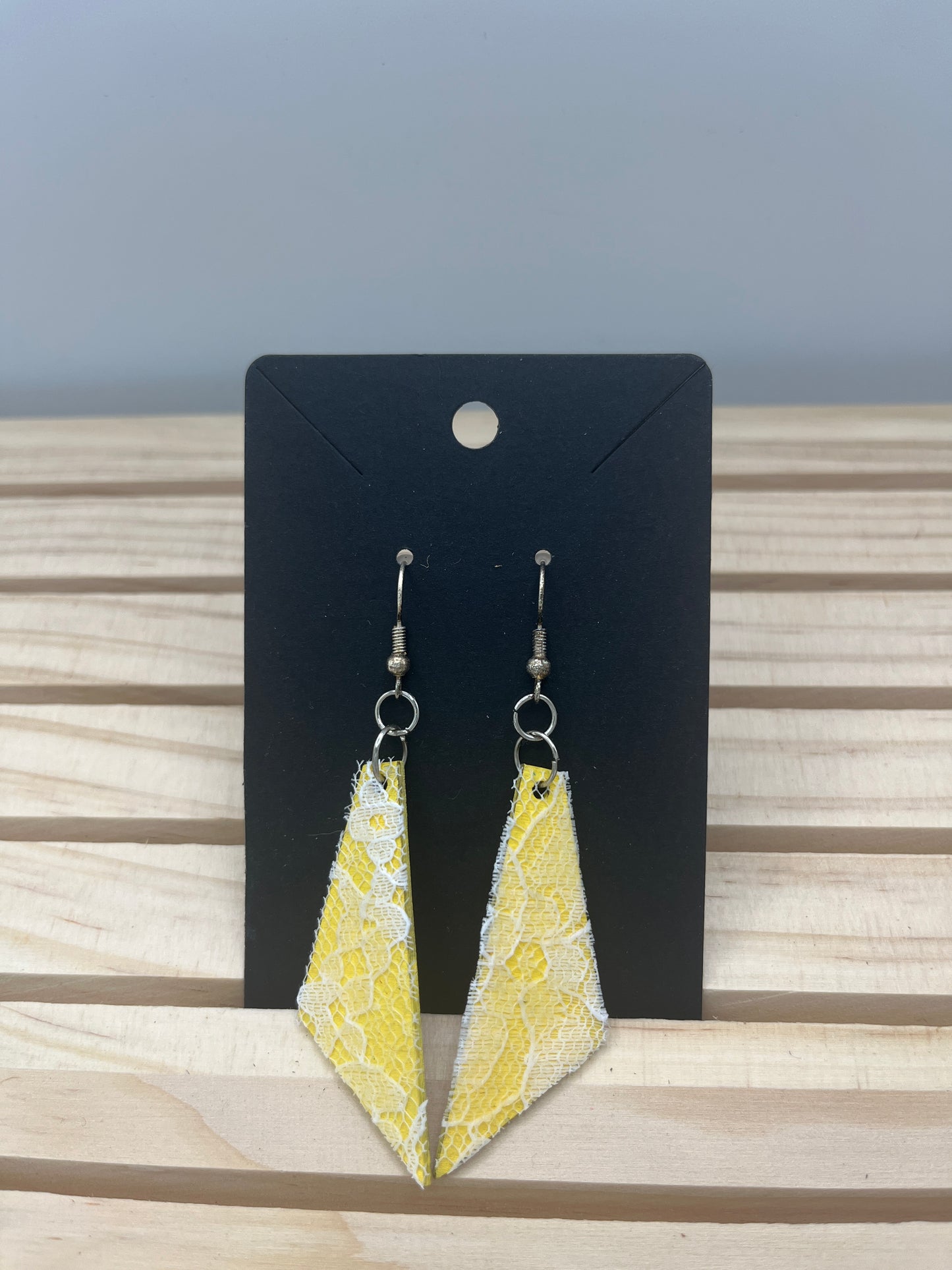 Yellow and lace geometric earrings